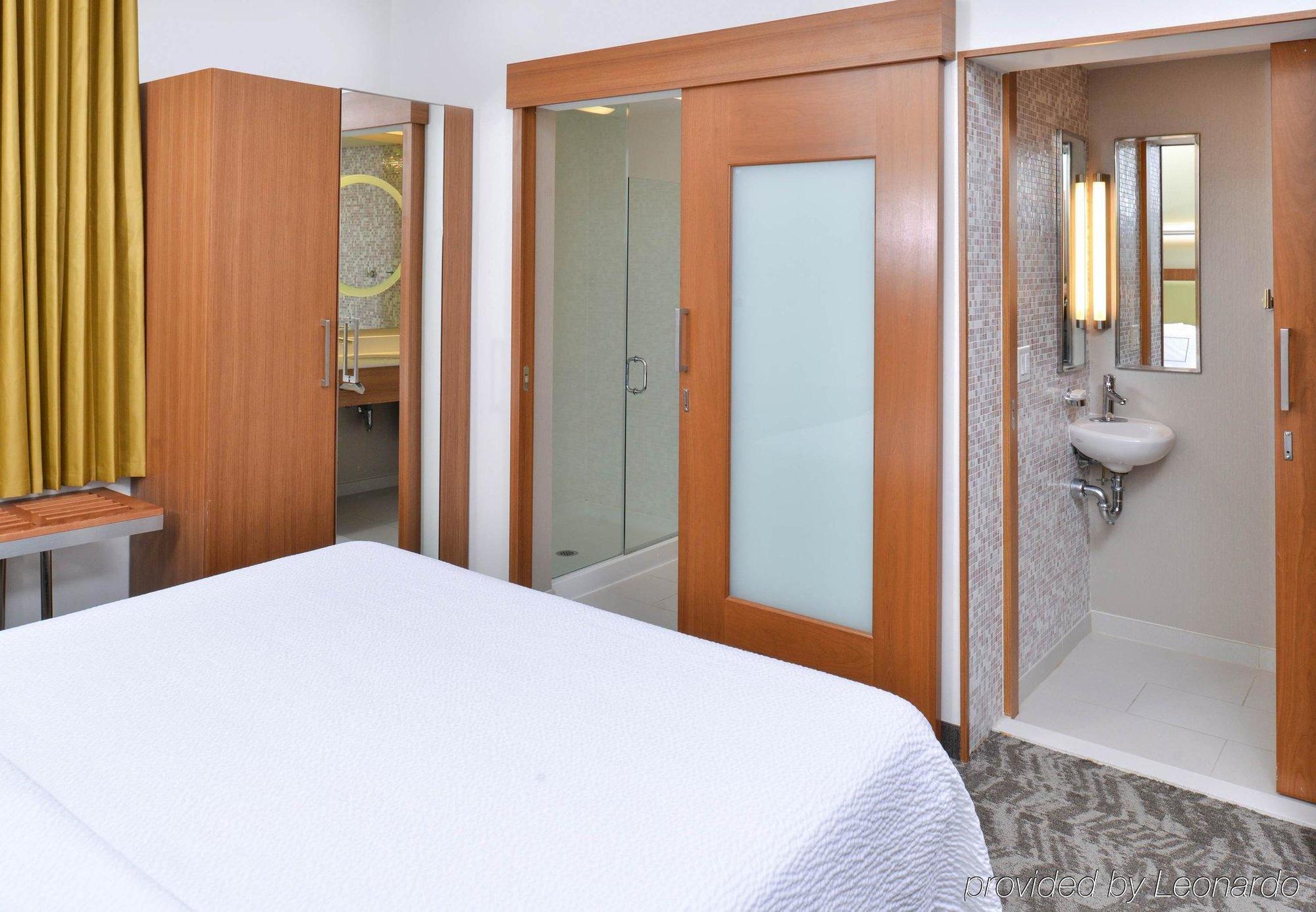 Springhill Suites By Marriott Detroit Metro Airport Romulus Exterior foto